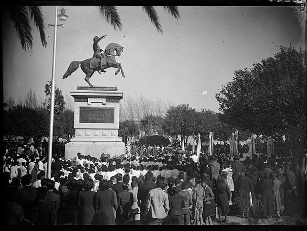 Acto en Plaza Independencia