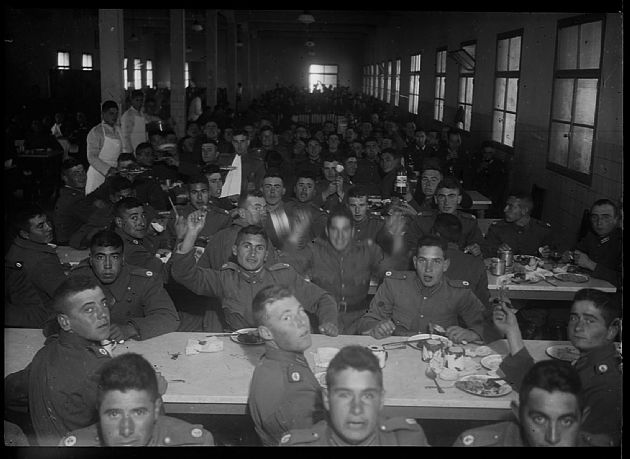 Almuerzo en el Ejército 5