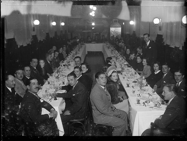 Autoridades Militares de Civil 1