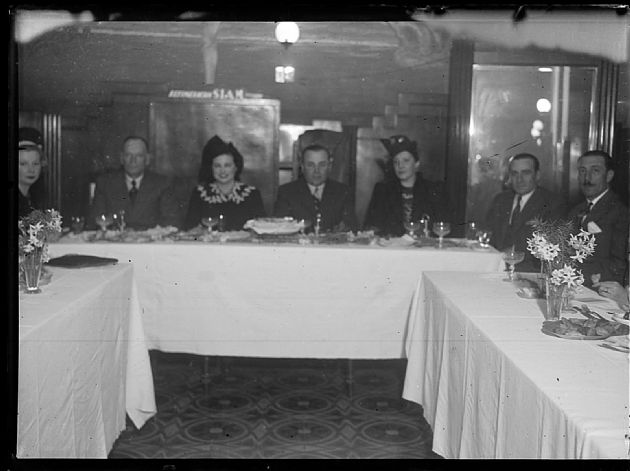 Autoridades Militares de Civil