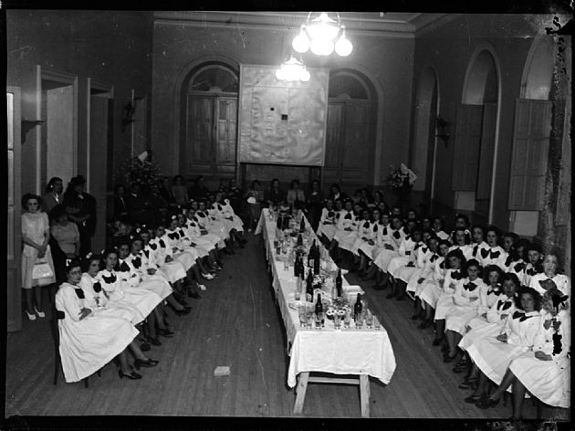 Alumnas en agasajo de fin de curso