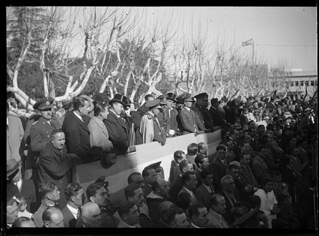 Desfile cívico Militar