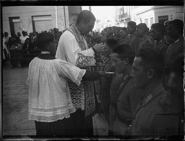Ceremonia Religiosa en Iglesia Catedral 3