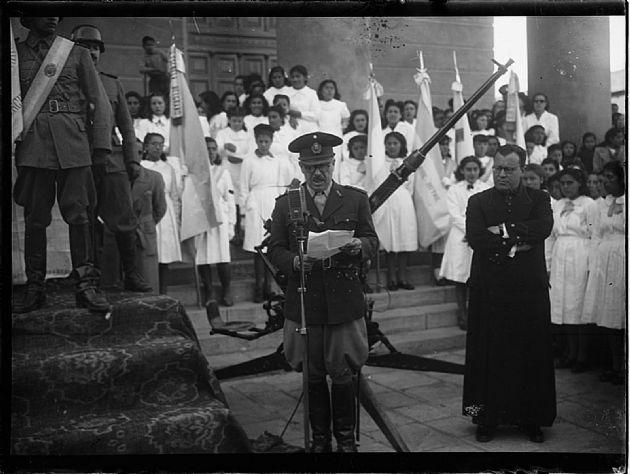 Ceremonia Religiosa en Iglesia Catedral 2