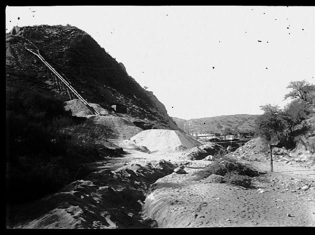 En las Afueras de San Luis III