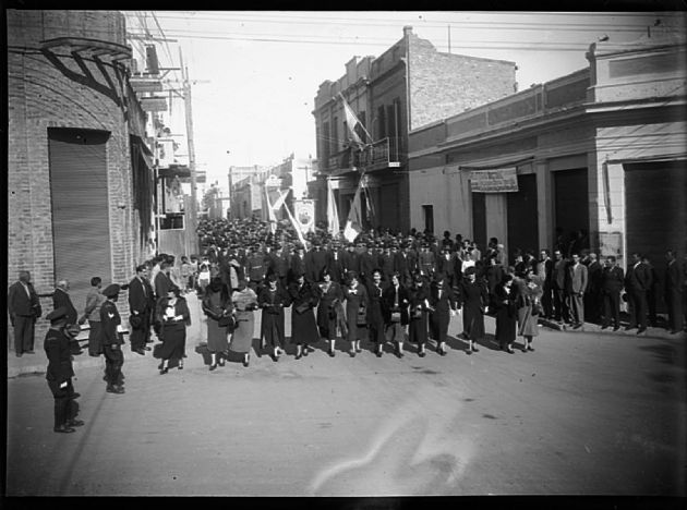 Autoridades se dirigen a la Iglesia Catedral
