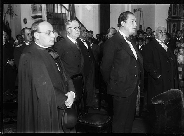 Autoridades en Iglesia Catedral 4
