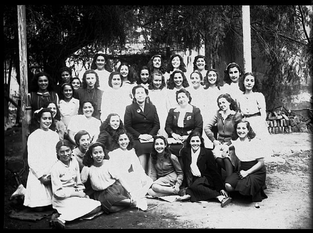 Alumnas y Maestras