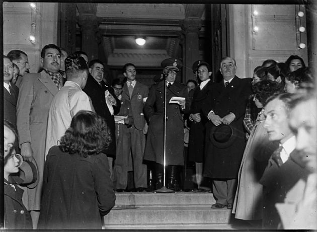 Acto en Ingreso de Casa de Gobierno