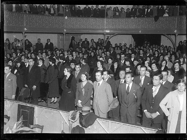 Charla en el Club Social