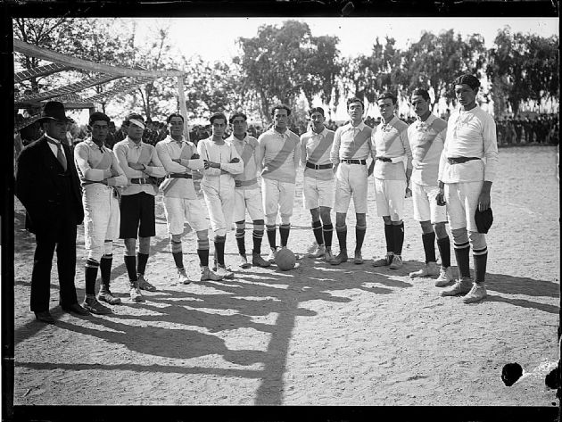 Equipo de Fútbol IV