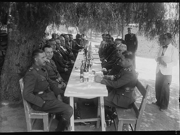 Toribio Mendoza y Jefes Militares