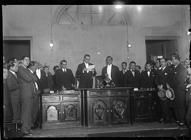 Dr. Laureano Landaburu en Legislatura Provincial