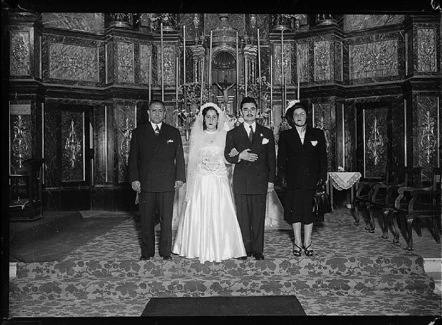 Foto Frente al Santísimo