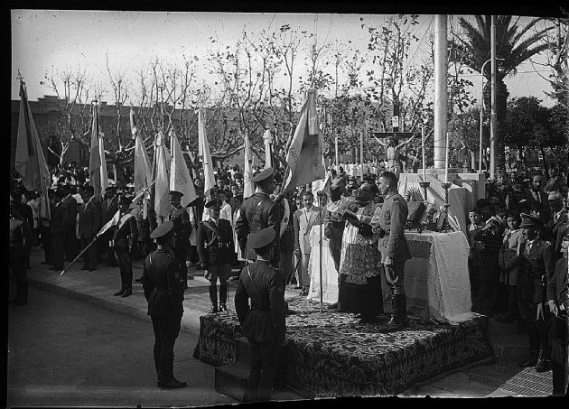 Bendición de Bandera Nacional de Guerra