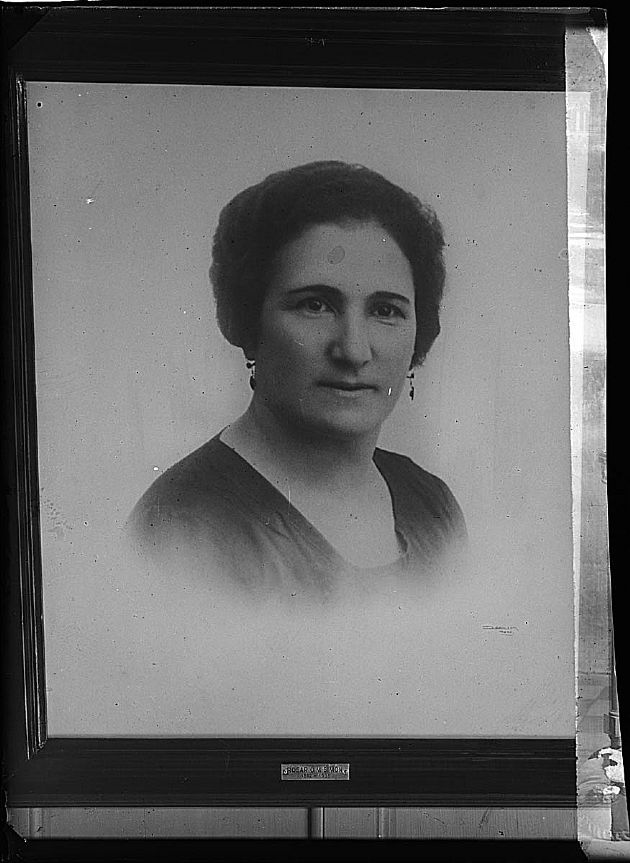 Rosario M. Simón 8