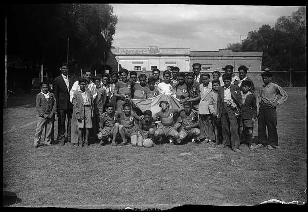 Equipo Juvenil de Fútbol IV