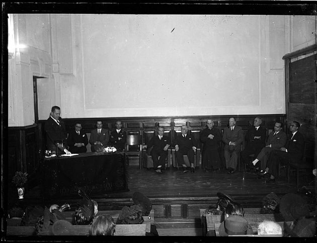 Acto en Colegio Nacional