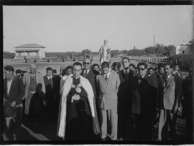 Procesión Religiosa I