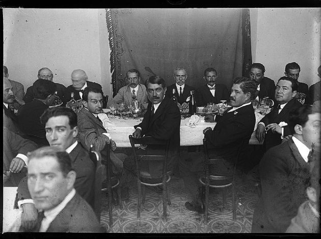 Almuerzo político