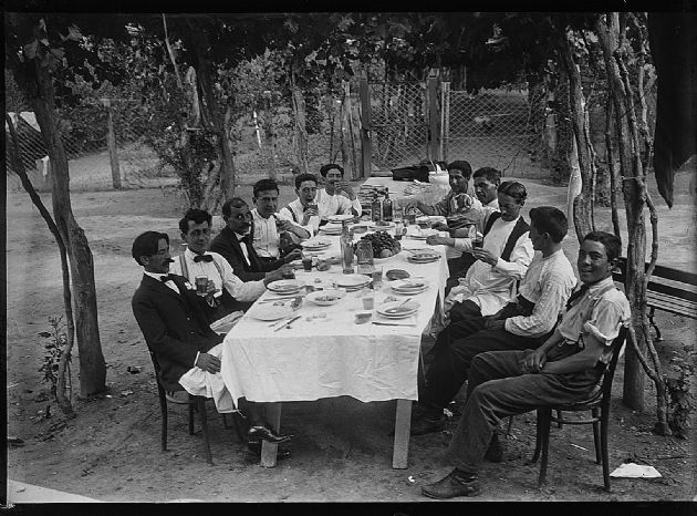 Almuerzo de Camaradería II