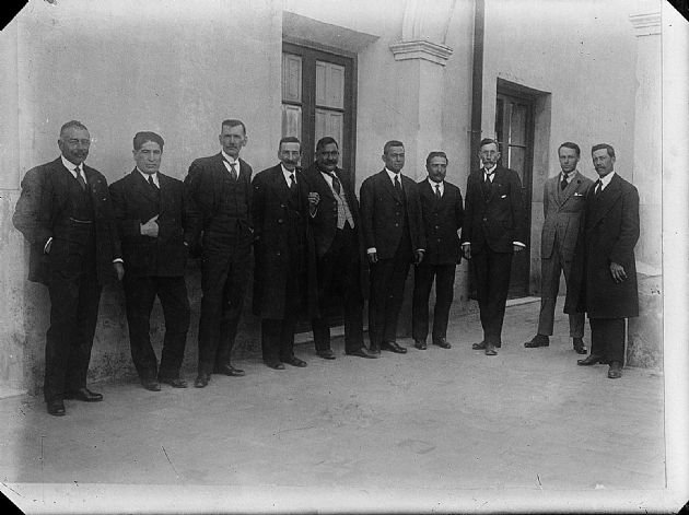 Funcionarios Públicos I