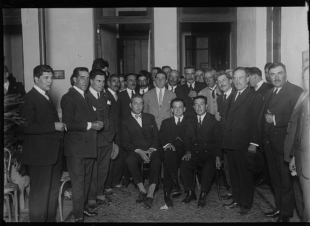 Reunión Política III