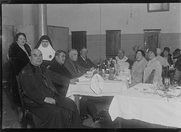 Dr. Alberto Arancibia Rodriguez y Autoridades Eclesiásticas