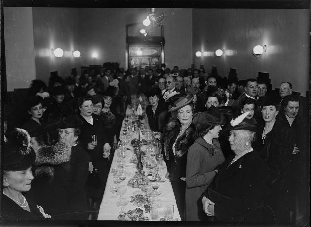 Reunión en Salón Sportman