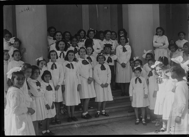 ALUMNAS DE LA ESCUELA NORMAL