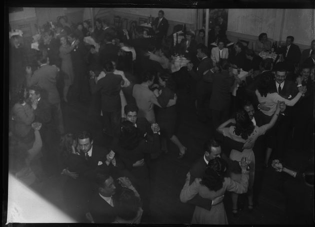 Bailando Tango