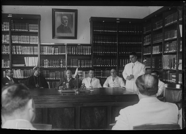 El Sr. Gobernador Dr. Zavala Ortiz II