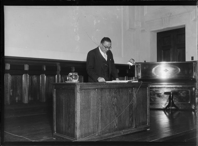 Discurso en el Colegio Nacional I