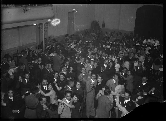 Baile en el Club Social III