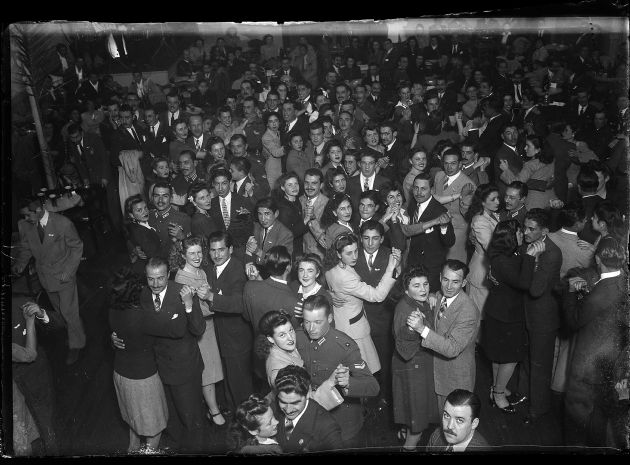 Baile en el Club Social IV