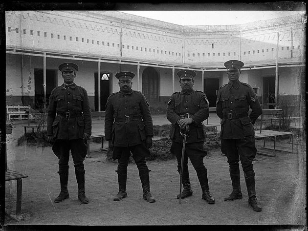 Grupo de Uniformados