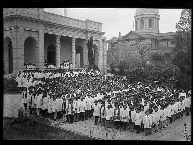 Alumnas en formacion esc. Normal de Mujeres.