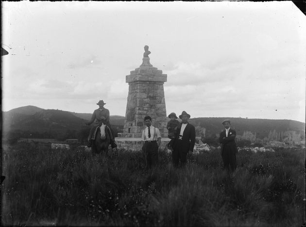 Monolito a San Martín