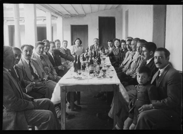 Reunión Política II