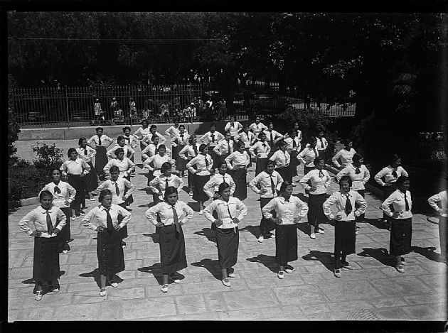 Escuela “Paula Domínguez de Bazán” 10