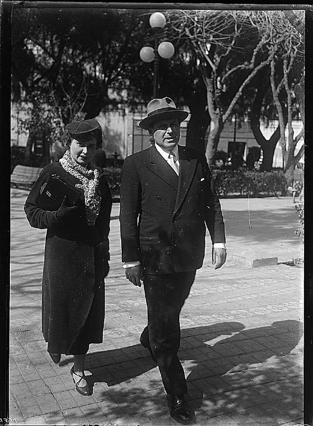 Pareja de paseo