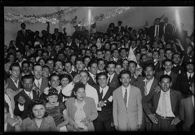 De Fiesta XVI