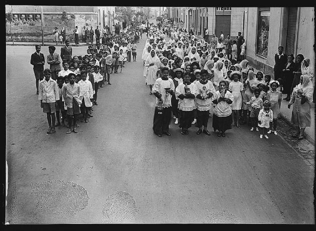 Procesión Religiosa V