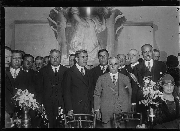 Gobernador Dr. Alberto Arancibia Rodríguez.