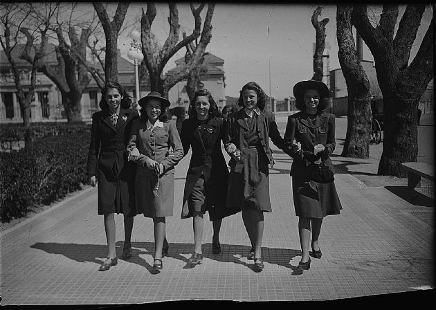 De Paseo por la Plaza