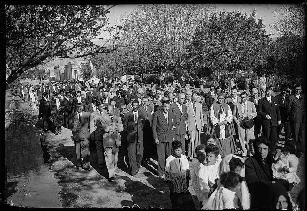 Procesión en el interior