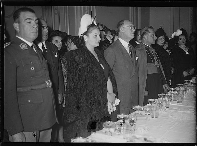 Dr. Zavala Ortiz y esposa
