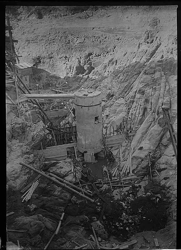 CONSTRUCCIÓN DEL DIQUE CHICO