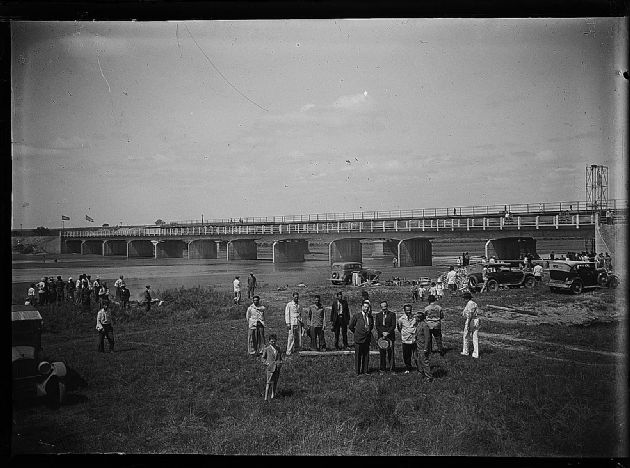 Puente sobre un Río