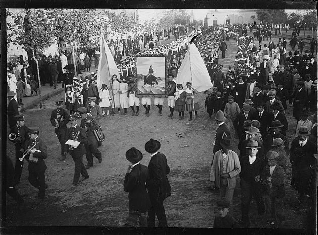 Homenaje al Coronel Pringles 2.